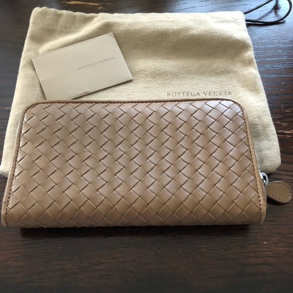 Bottega Veneta Cosmos Continental Zip Wallet - Picture 2 of 6